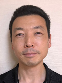 小川 智裕 氏